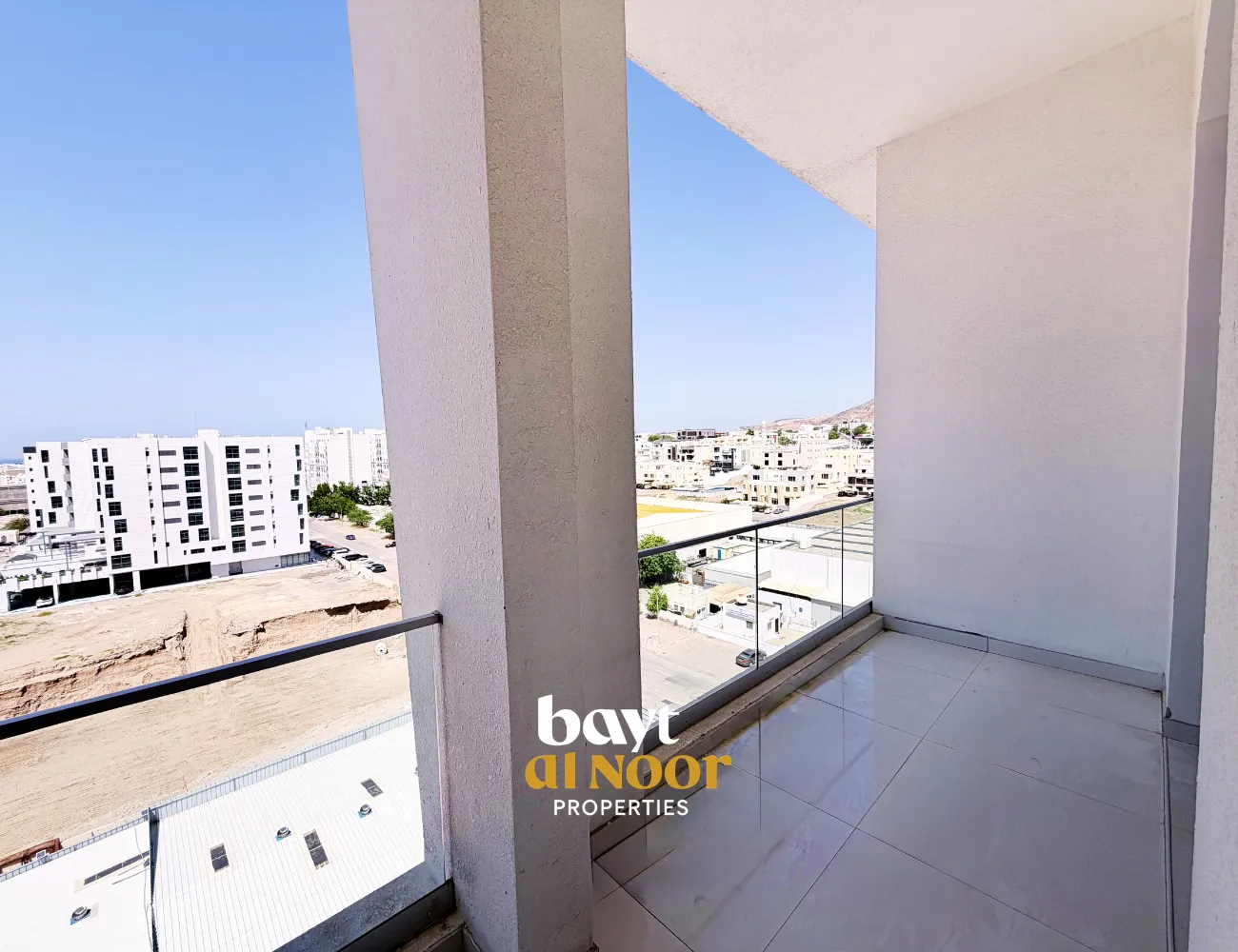 For Rent: Spacious 2-Bedroom Penthouse Flat with Sea View in Qurum 29 | REF KT5031