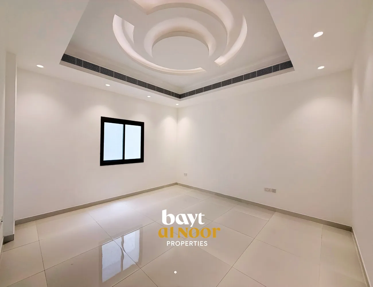 For Rent: Spacious 2-Bedroom Penthouse Flat with Sea View in Qurum 29 | REF KT5031