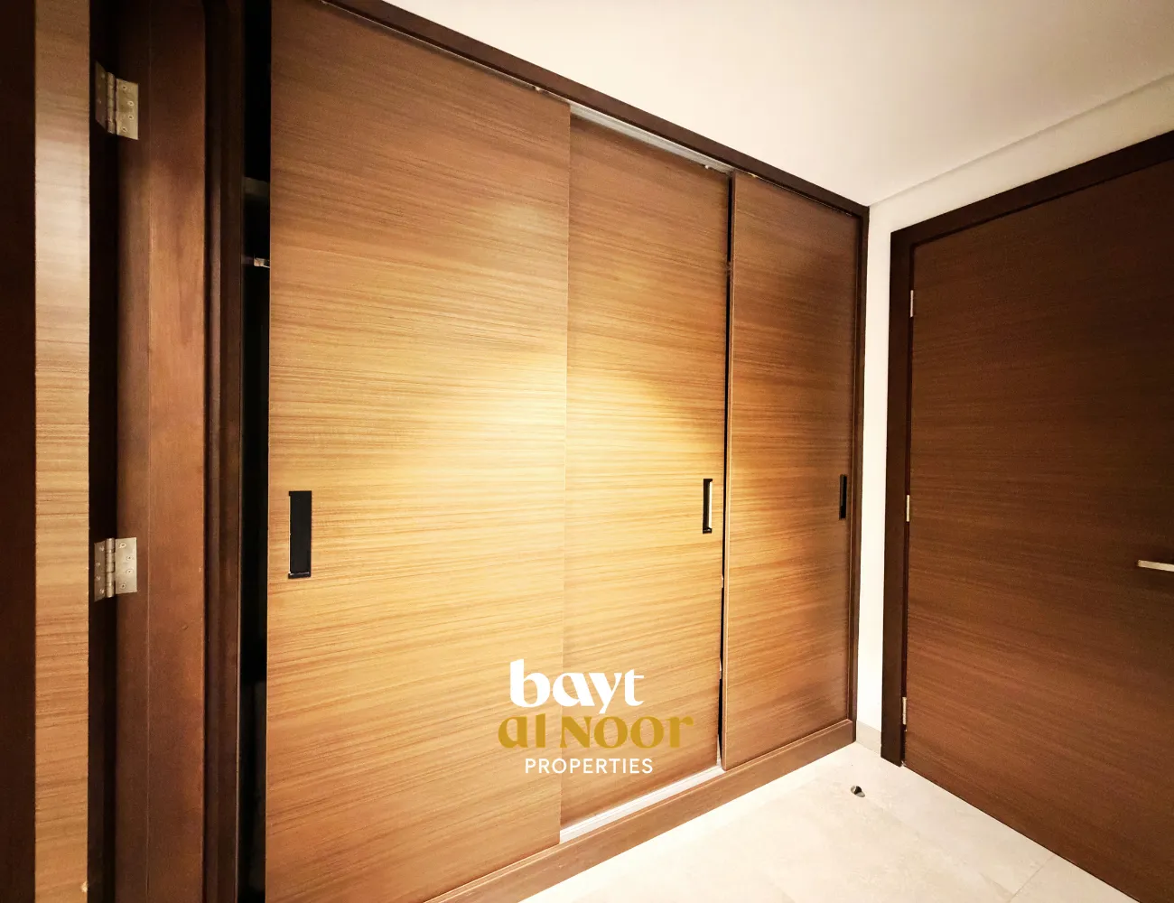 For Rent: Fully Furnished 1-Bedroom Flat in Muscat Hills (Hills Avenue) | REF KT5032