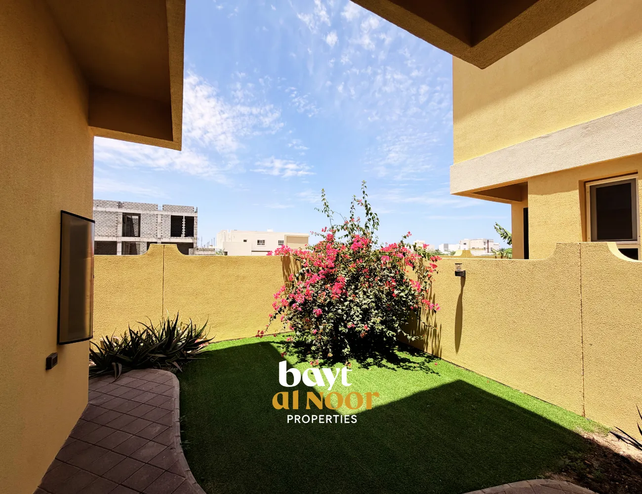 For Rent: Spacious 3+1 Bedroom Townhouse in Seeb | REF KT5035