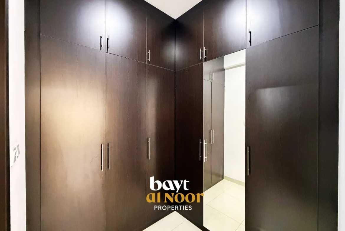 For Rent: Spacious 3+1 Bedroom Townhouse in Seeb | REF KT5035