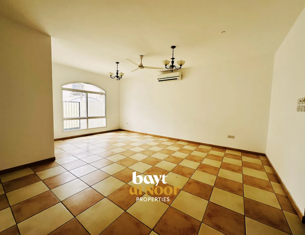 For Sale: Affordable 3+1 Bedroom Villa in Al Mawaleh South | REF SS3046