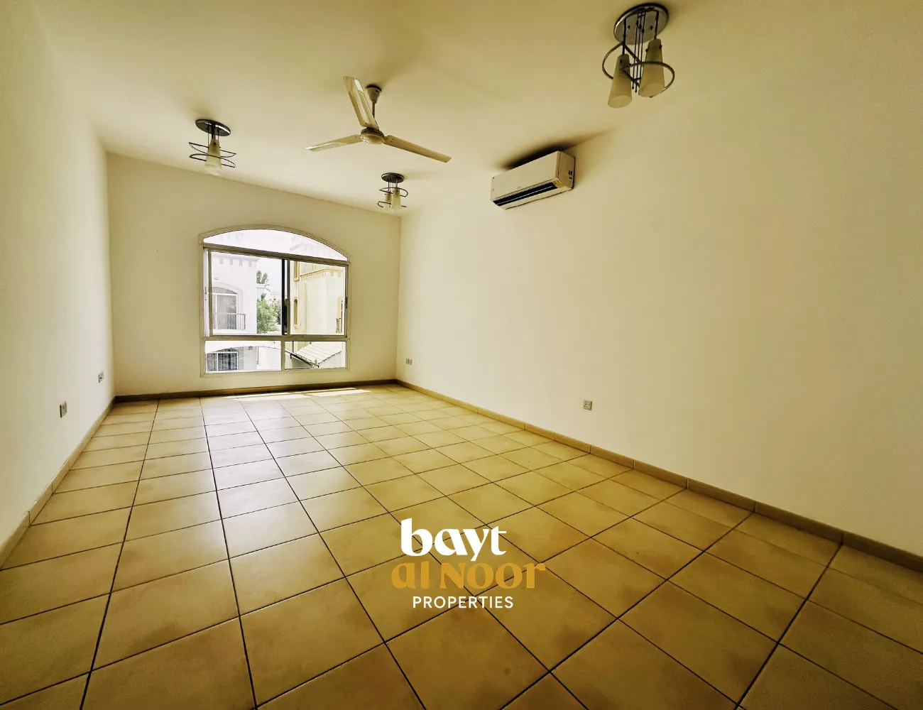 For Sale: Affordable 3+1 Bedroom Villa in Al Mawaleh South | REF SS3046