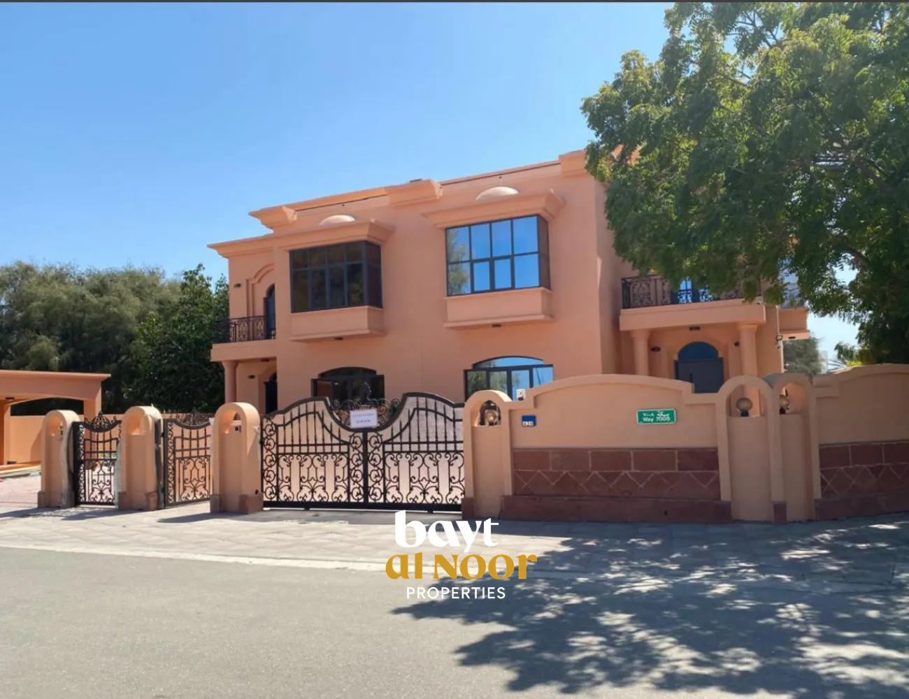 For Rent: Spacious 5+1 Bedroom Villa with Ample Parking in Azaiba | REF SS3049