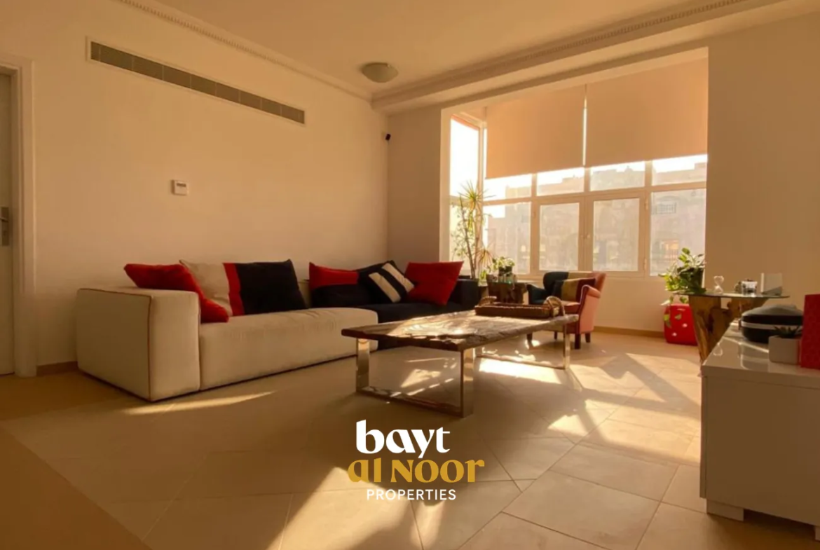 For Rent: Spacious 5+1 Bedroom Villa with Ample Parking in Azaiba | REF SS3049