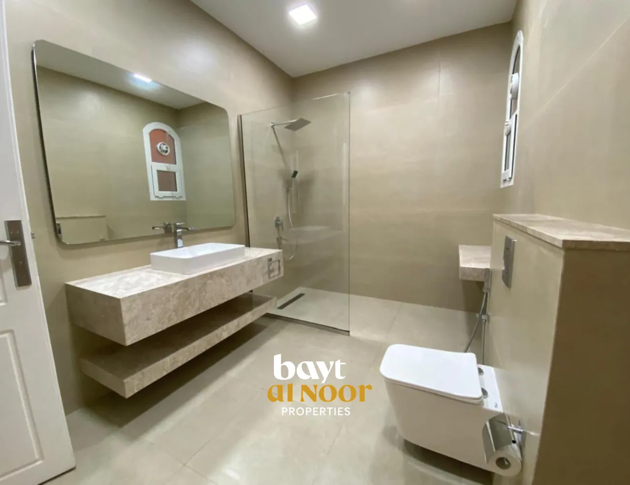 For Rent: Spacious 5+1 Bedroom Villa with Ample Parking in Azaiba | REF SS3049