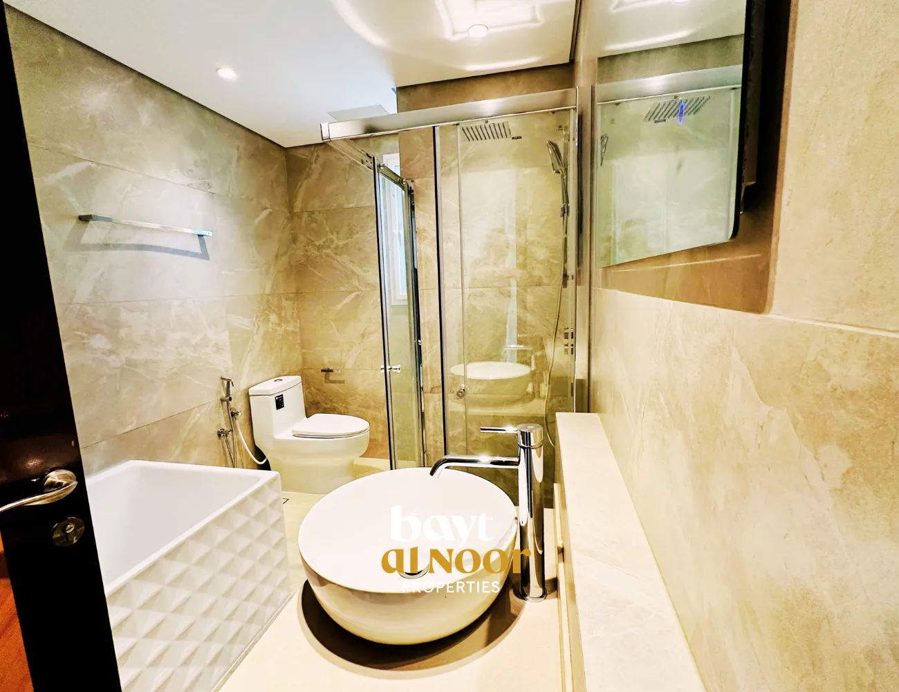 For Rent: Spacious 4+1 Bedroom Villa in Prime Location Madinat Al Illam | REF SS3054