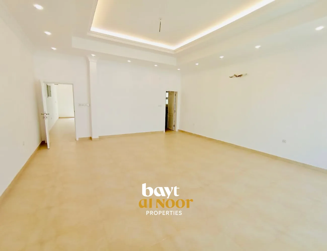 For Sale: Spacious 4+1 Bedroom Villa on Large Plot in Al Khoud (Hay Al Kawther) | REF SS3056