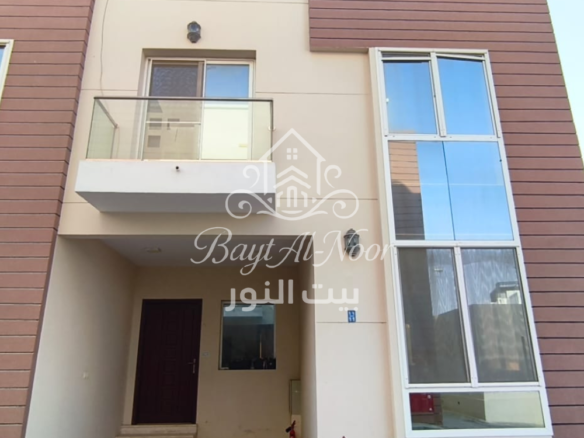 For Sale : Home for Large Families – 6 Bedrooms & Great Shared Spaces – Azaiba North I REF WT2117