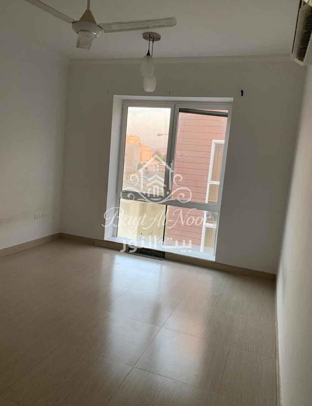 For Sale : Home for Large Families – 6 Bedrooms & Great Shared Spaces – Azaiba North I REF WT2117