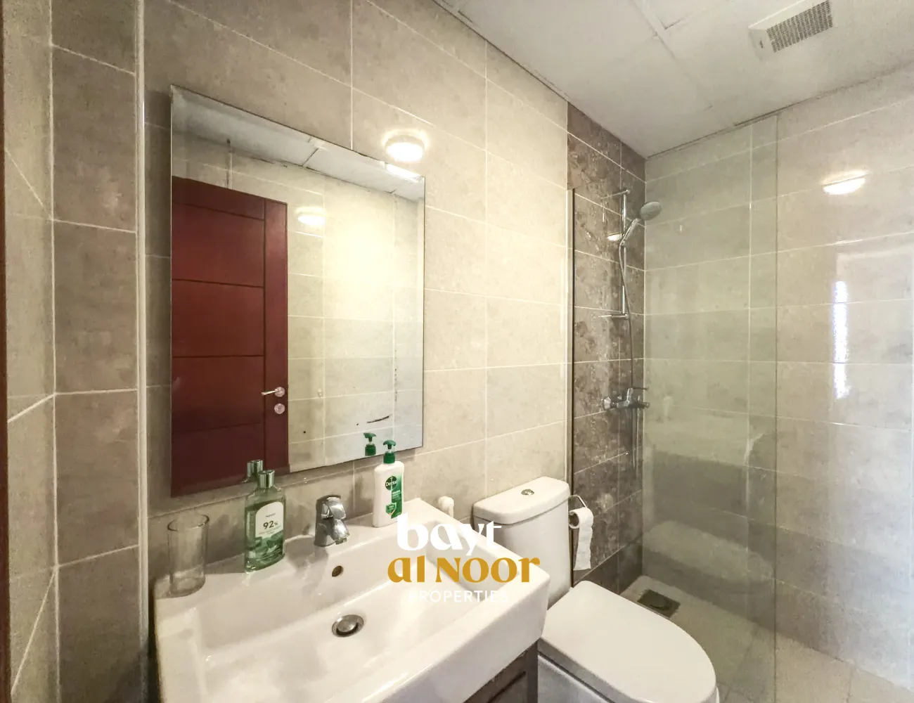 For Rent: Fully Furnished 1-Bedroom Flat Near Qurum Park  | REF WT2149
