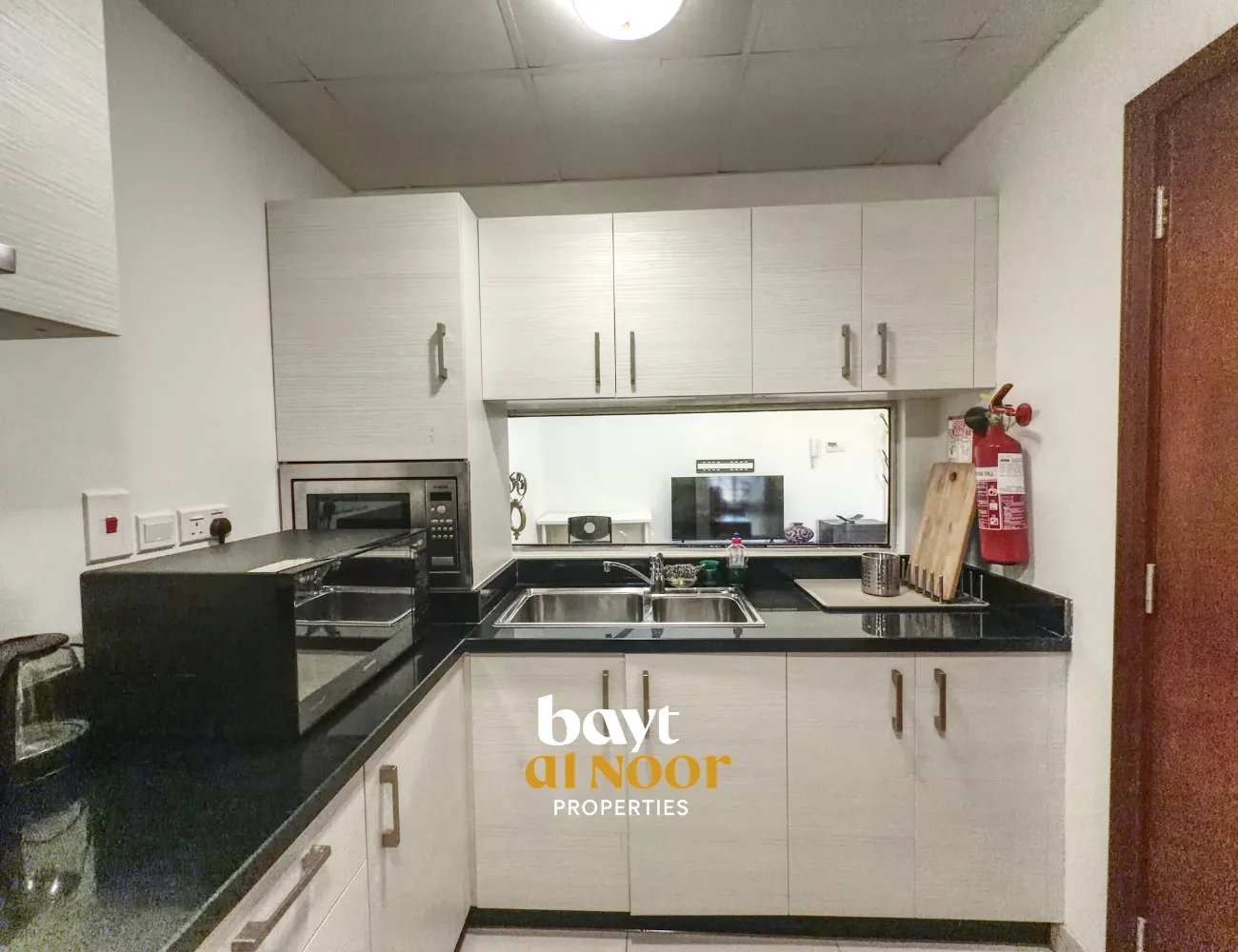 For Rent: Fully Furnished 1-Bedroom Flat Near Qurum Park  | REF WT2149