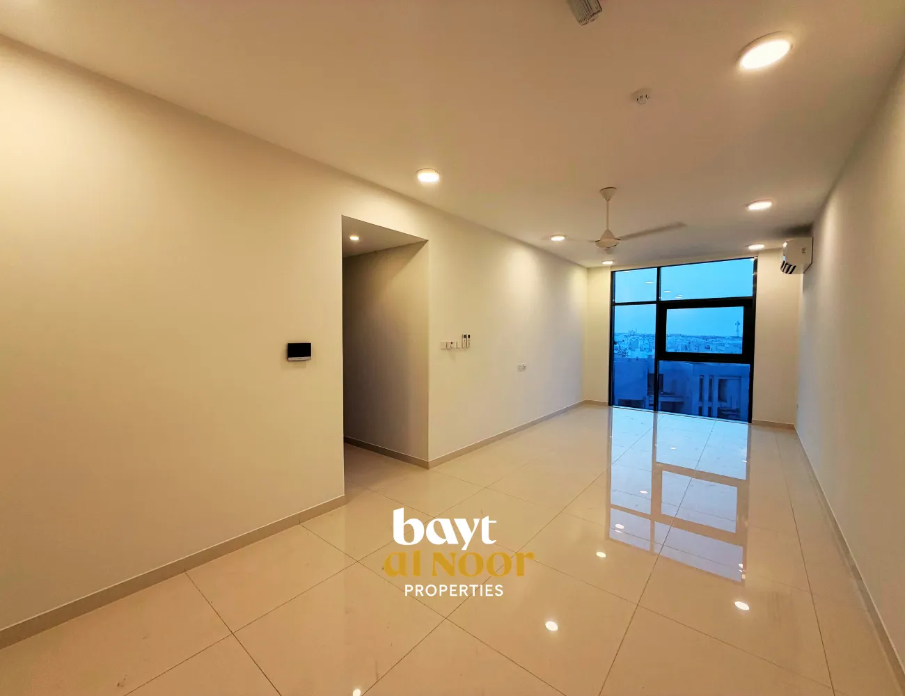 For Rent: Affordable 2-Bedroom Flat in Al Mawaleh North | REF KT5041
