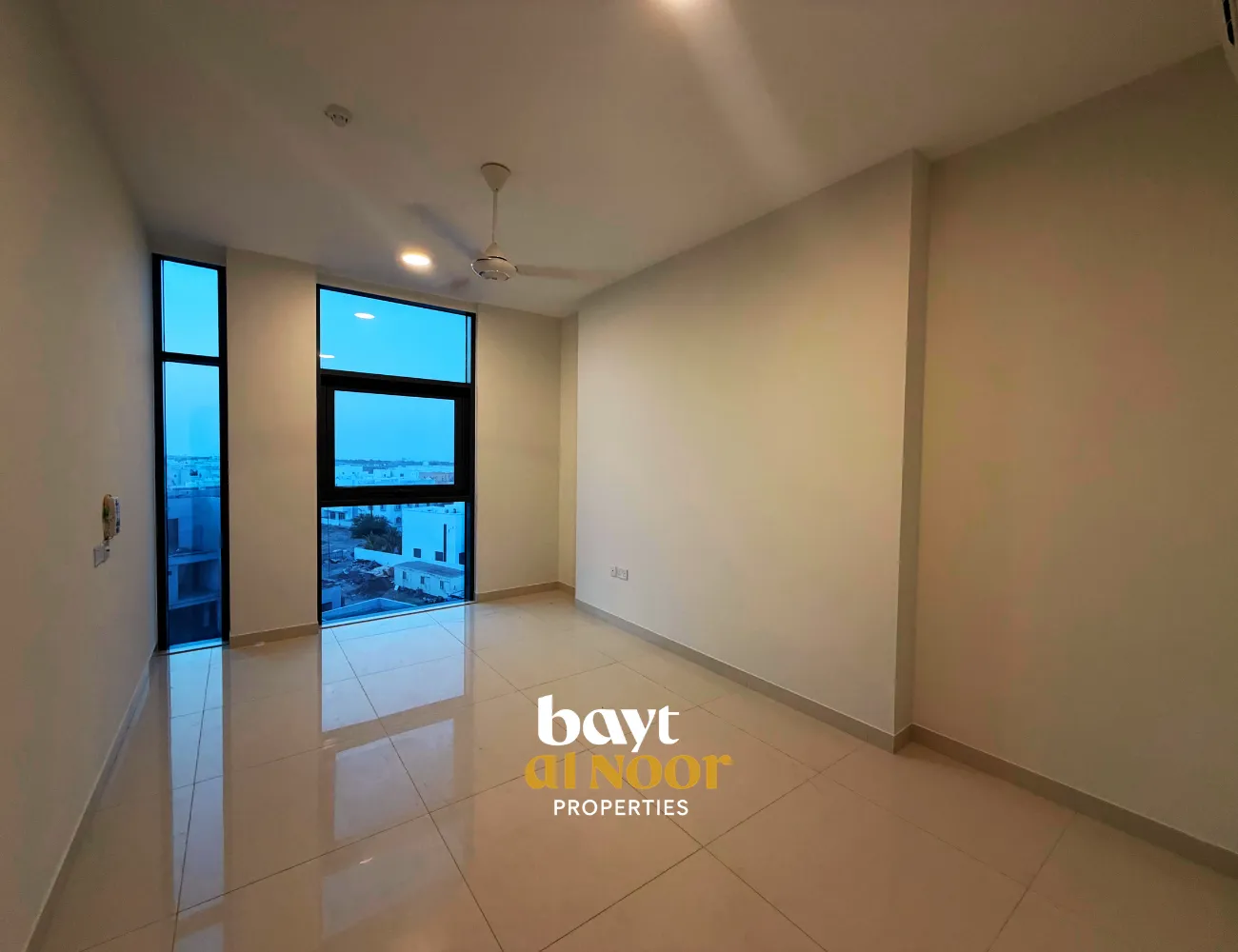 For Rent: Affordable 2-Bedroom Flat in Al Mawaleh North | REF KT5041
