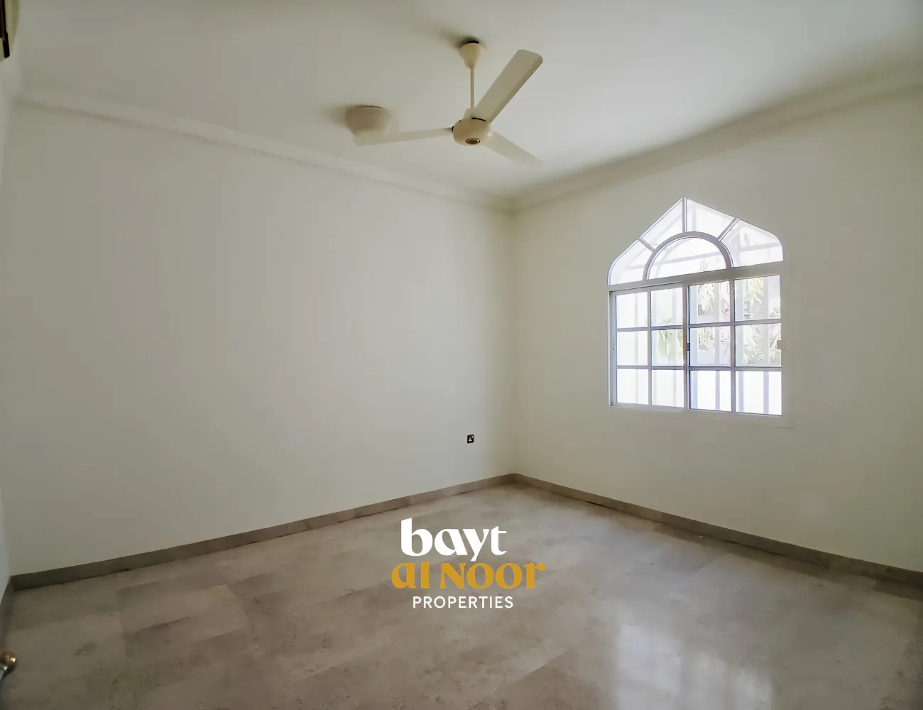 For Rent: Spacious 6-Bedroom Villa with Covered Parking | REF SS3061