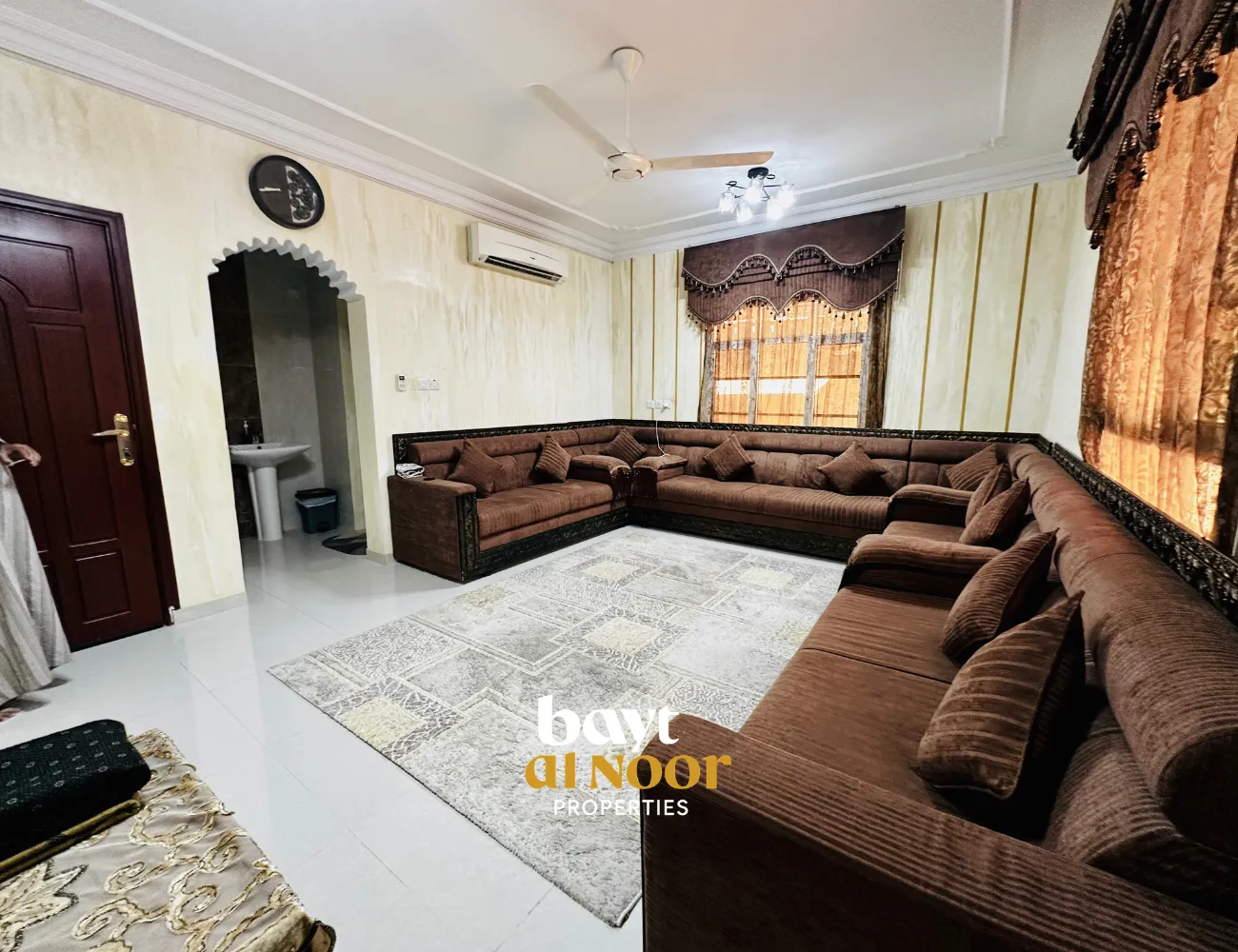 For Sale: Spacious 4+1 Bedroom Villa with 9 Bathrooms in Al Maabilah | REF SS3062