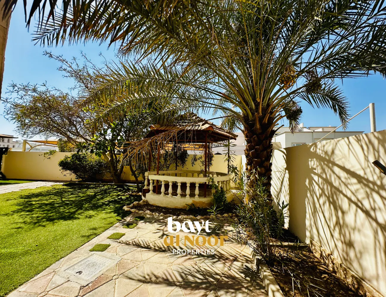 For Rent: Standalone 3+1 Bedroom Villa with Ample Covered Parking | REF SS3066