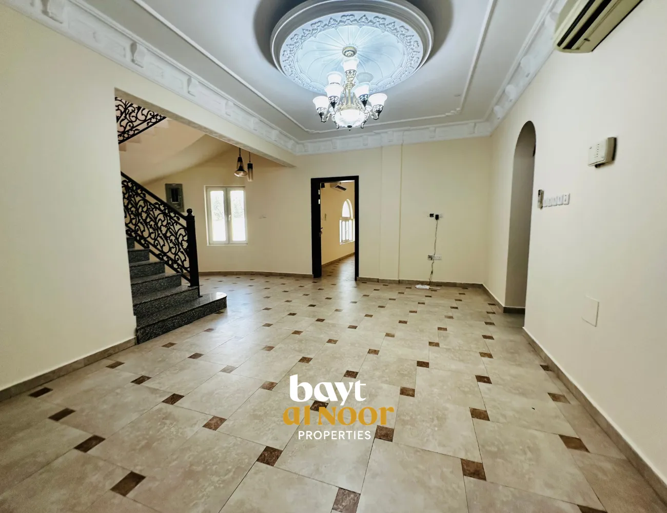 For Rent: Standalone 3+1 Bedroom Villa with Ample Covered Parking | REF SS3066