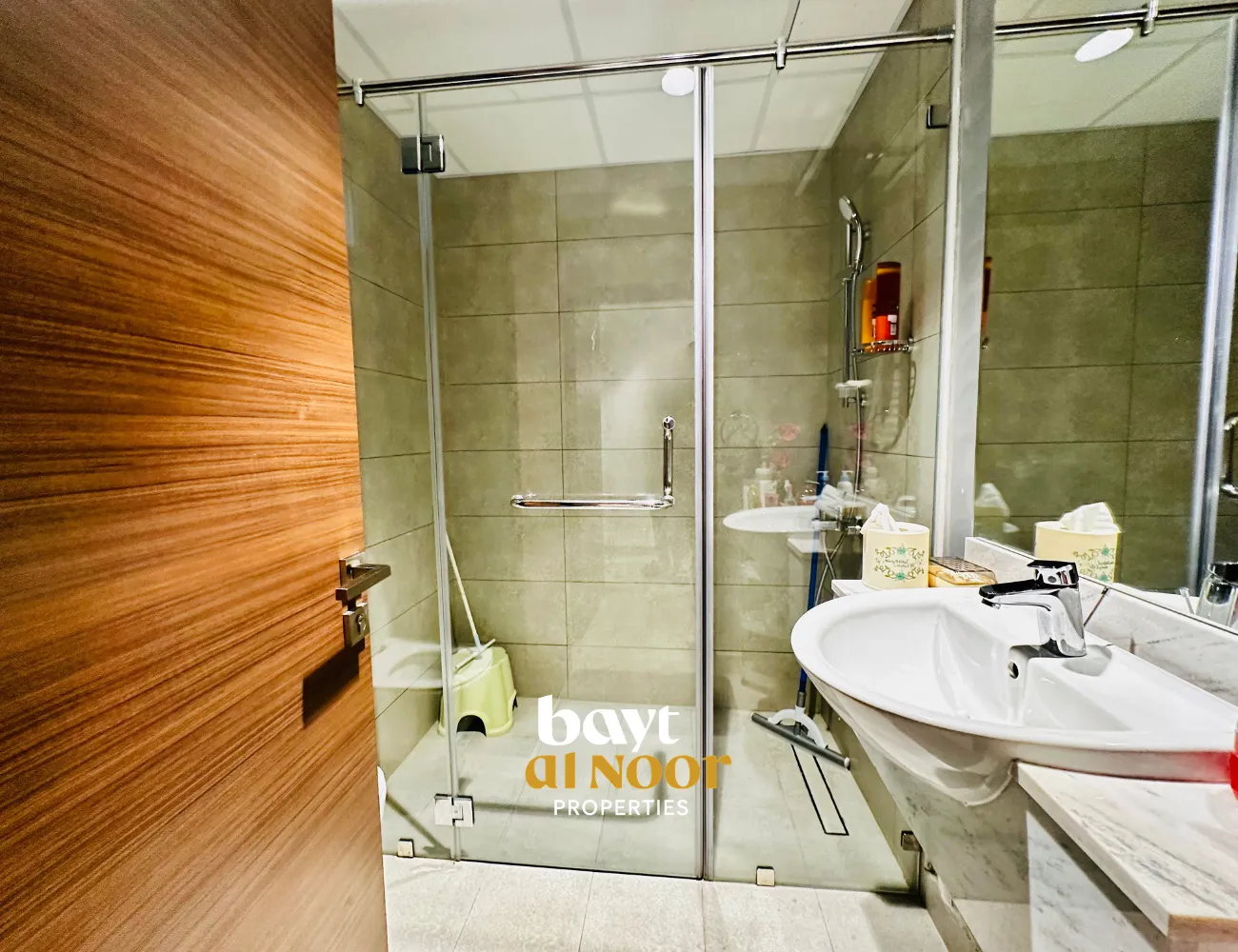 For Rent: Penthouse 1-Bedroom Flat with Spacious Layout in Muscat Hills | REF SS3067