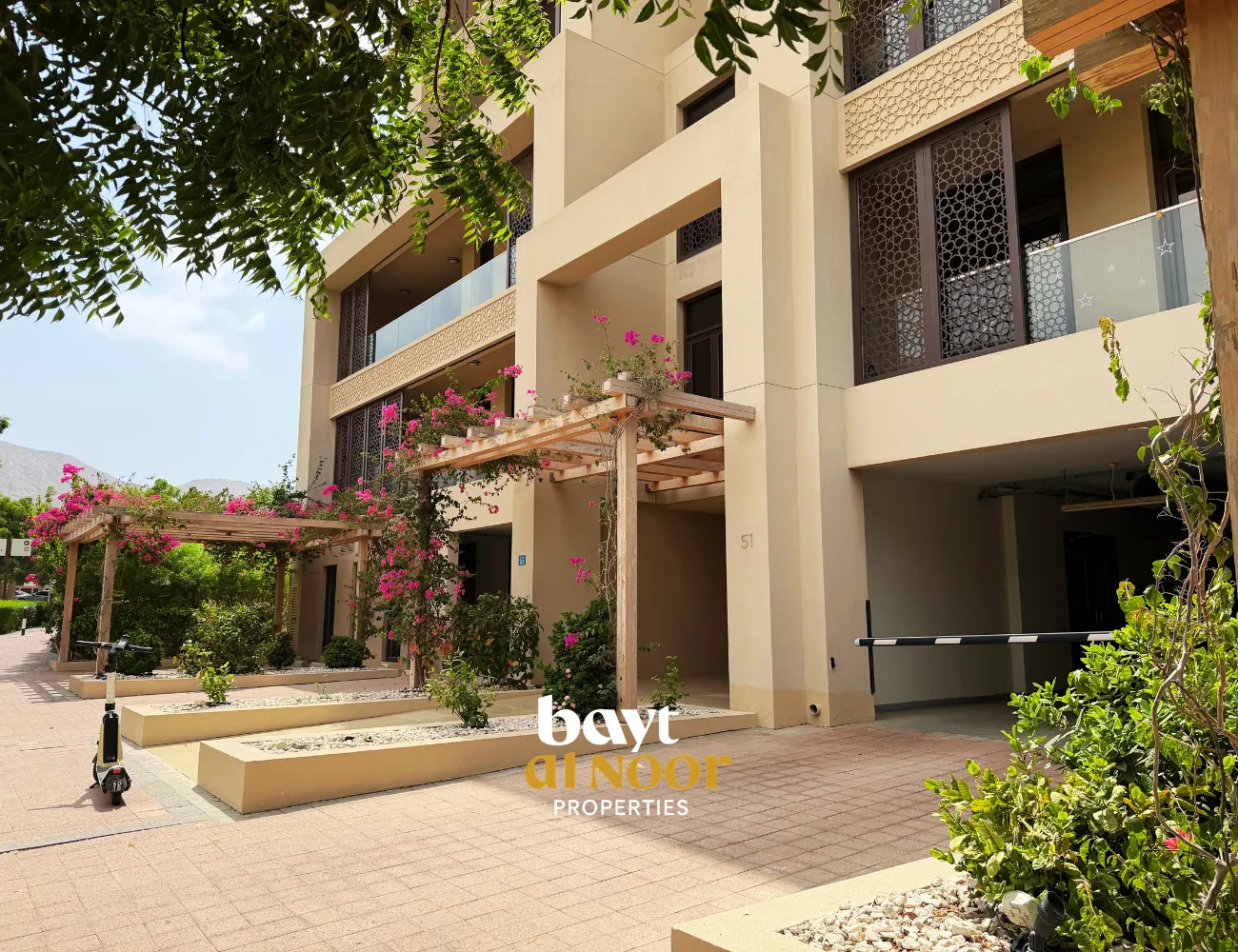 For Rent: Furnished 3+1 Bedroom Residential Duplex in Muscat Bay | REF KT5045