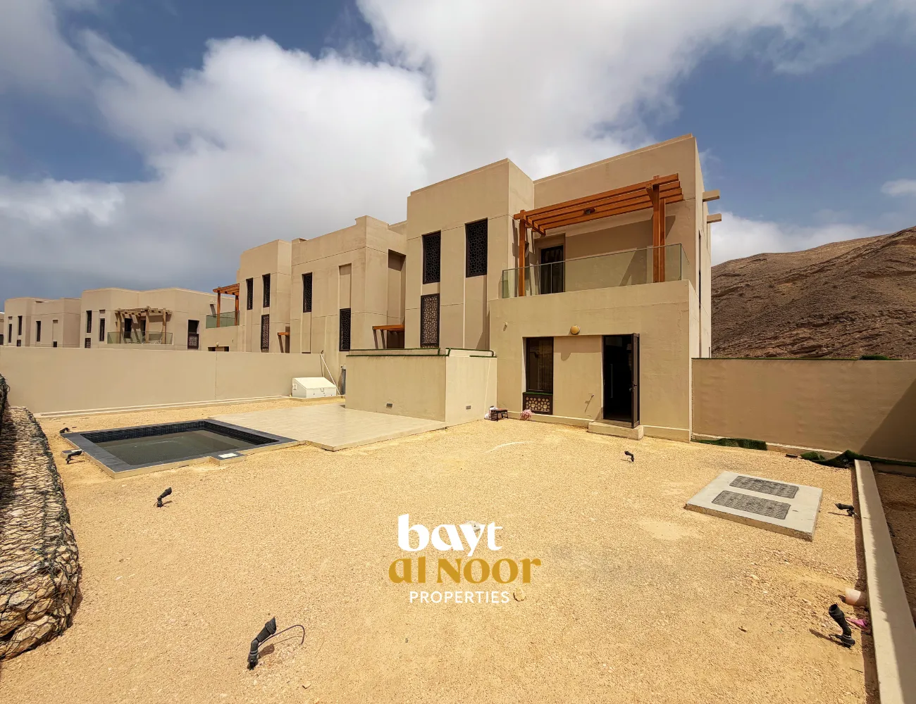 For Rent: Furnished 3+1 Bedroom Residential Duplex in Muscat Bay | REF KT5045