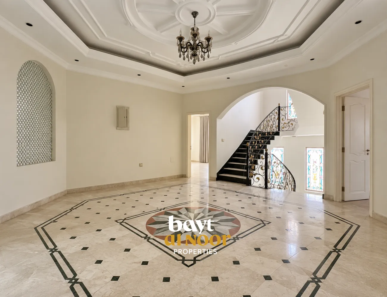 For Rent: Spacious 8+1 Bedroom Standalone Villa with Generous Parking in Maabilah | REF SS3081