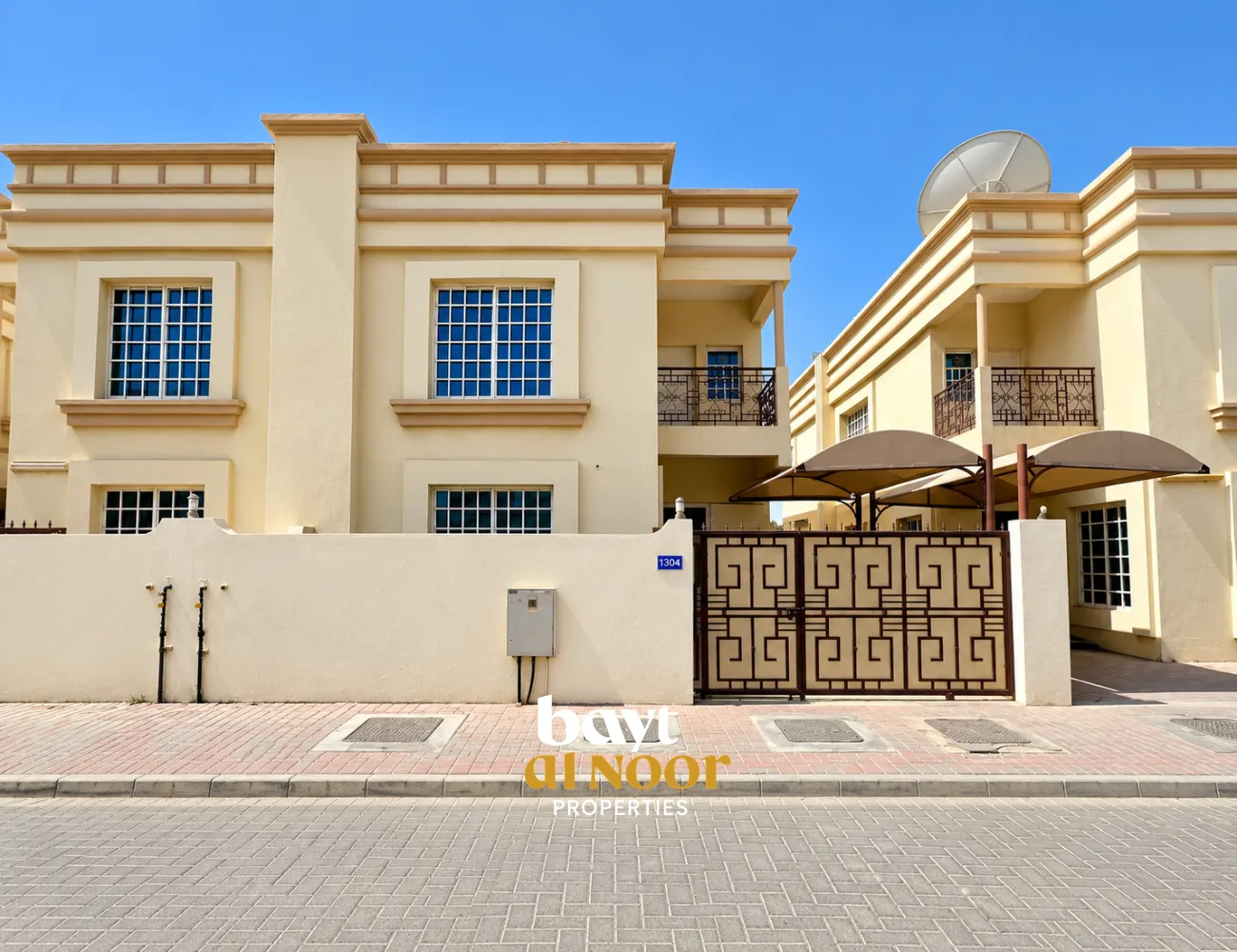 For Rent: Spacious 5-Bedroom Townhouse with Indoor & Outdoor Parking | REF SS3084