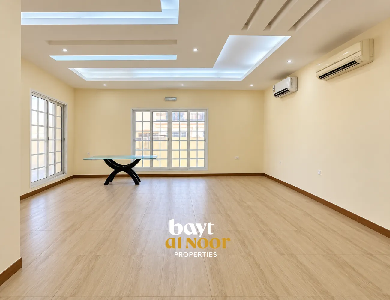 For Rent: Spacious 5-Bedroom Townhouse with Indoor & Outdoor Parking | REF SS3084
