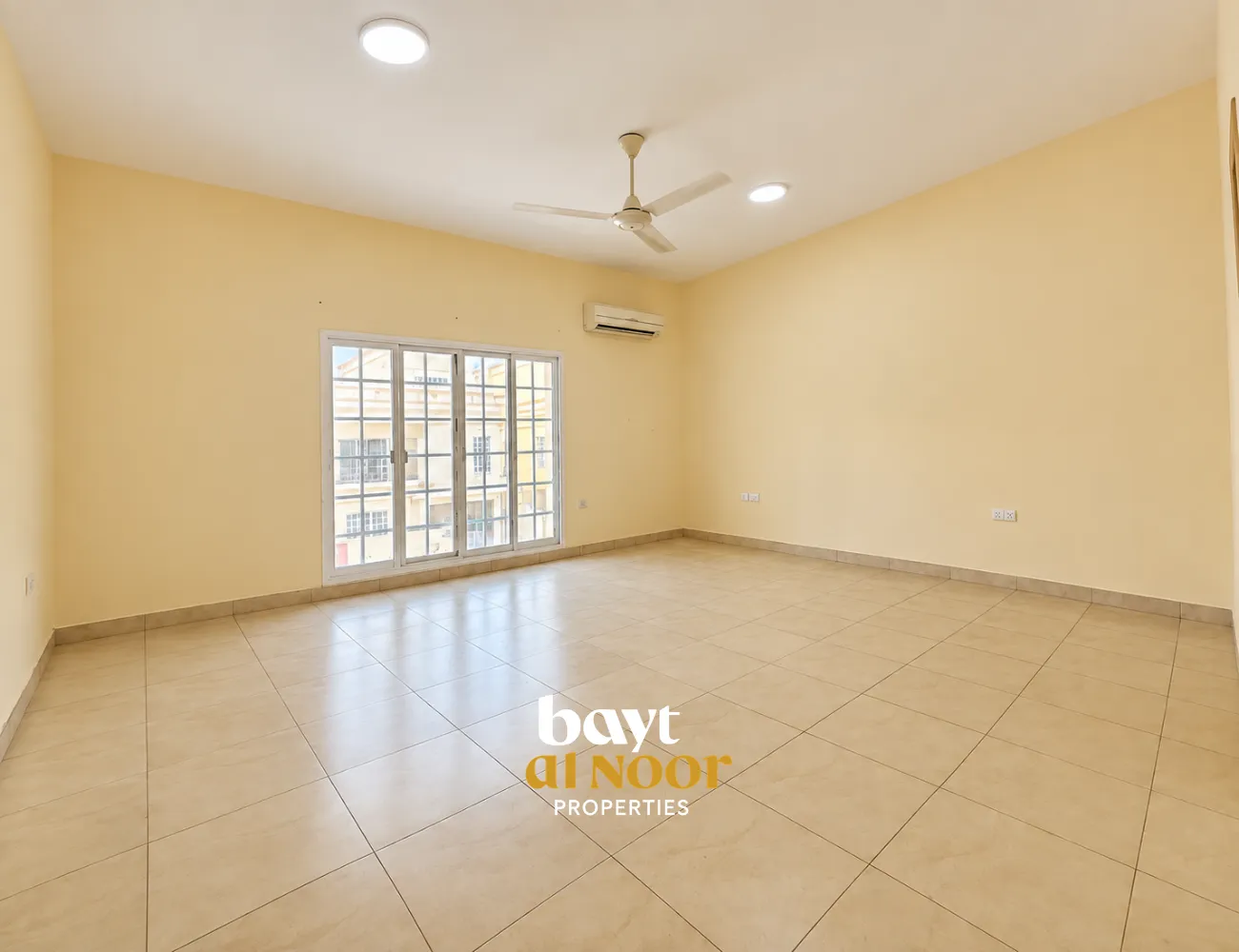 For Rent: Spacious 5-Bedroom Townhouse with Indoor & Outdoor Parking | REF SS3084