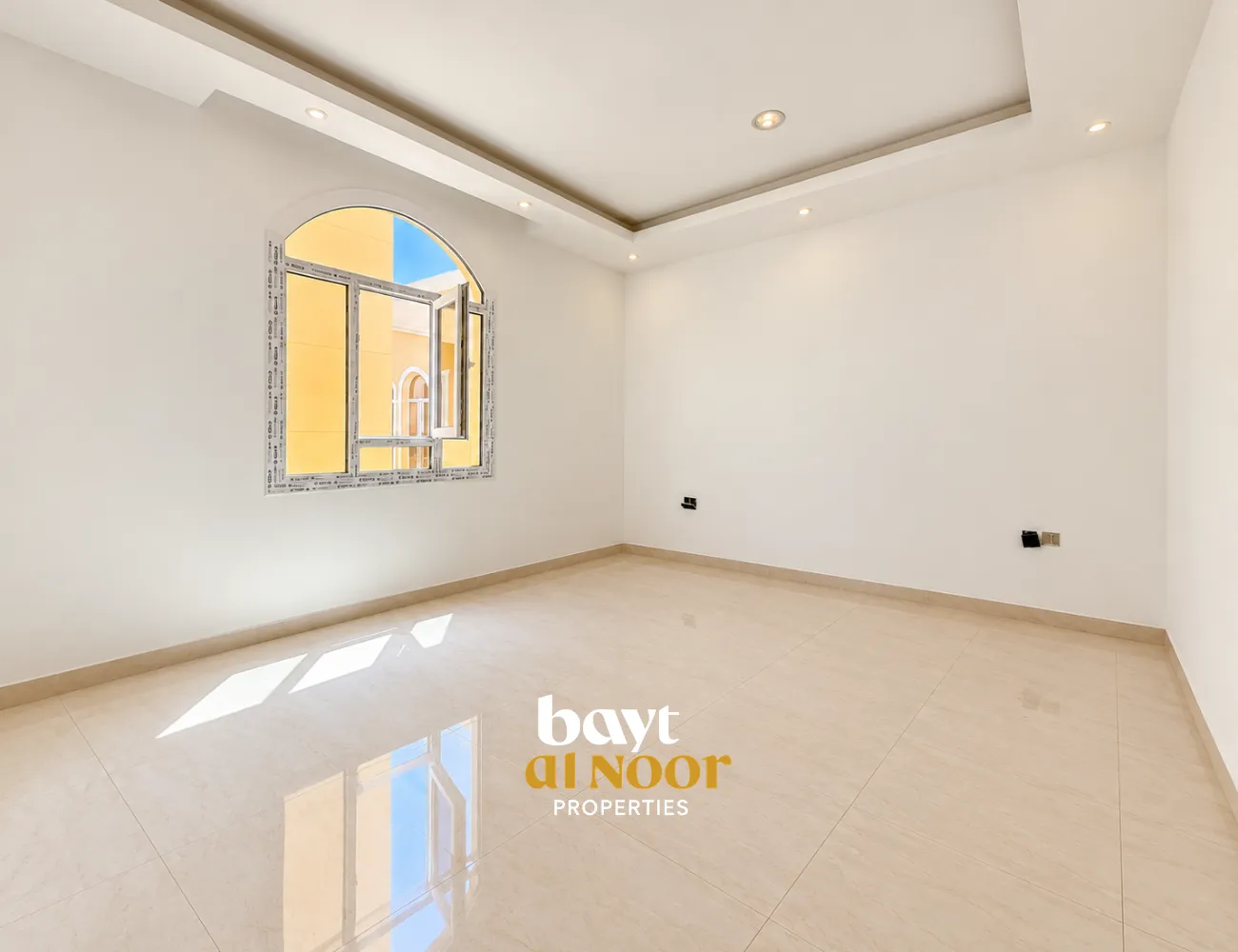 For Rent: Spacious 5-Bedroom Villa with Private Parking in Azaiba | REF SS3089